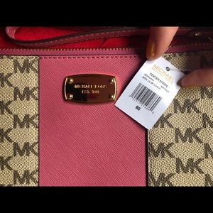 Michael Kors Clutch